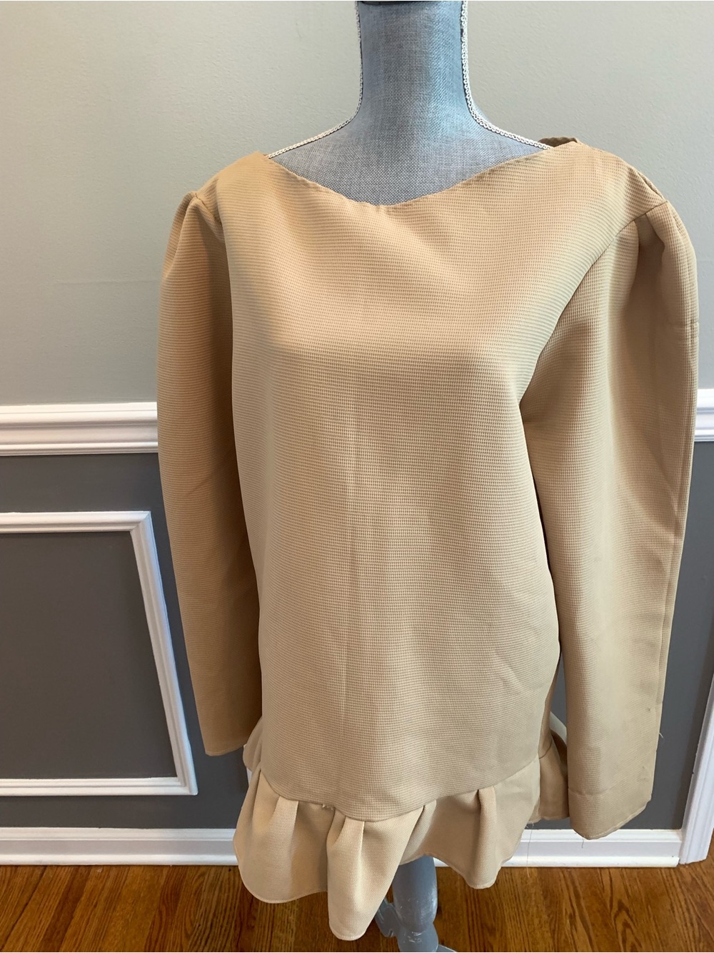 Men’s Costume Tunic Renaissance Faire, Halloween Size Large.